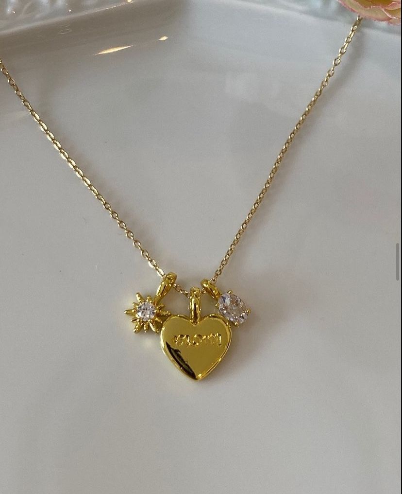 New - I Love You Mom Necklace