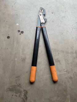 Ratchet pruning loppers