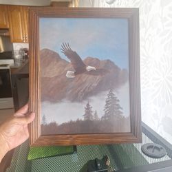 Eagle Frame