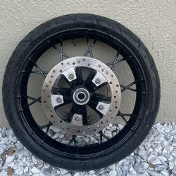 Harley-Davidson Road Glide Special 2021 Front Wheel + Brake Discs + Tire + Fender – OEM – Great Cond