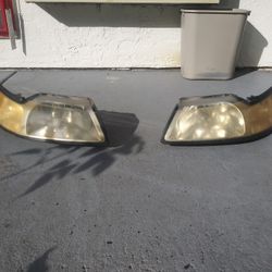 99-04 Ford Mustang Headlights