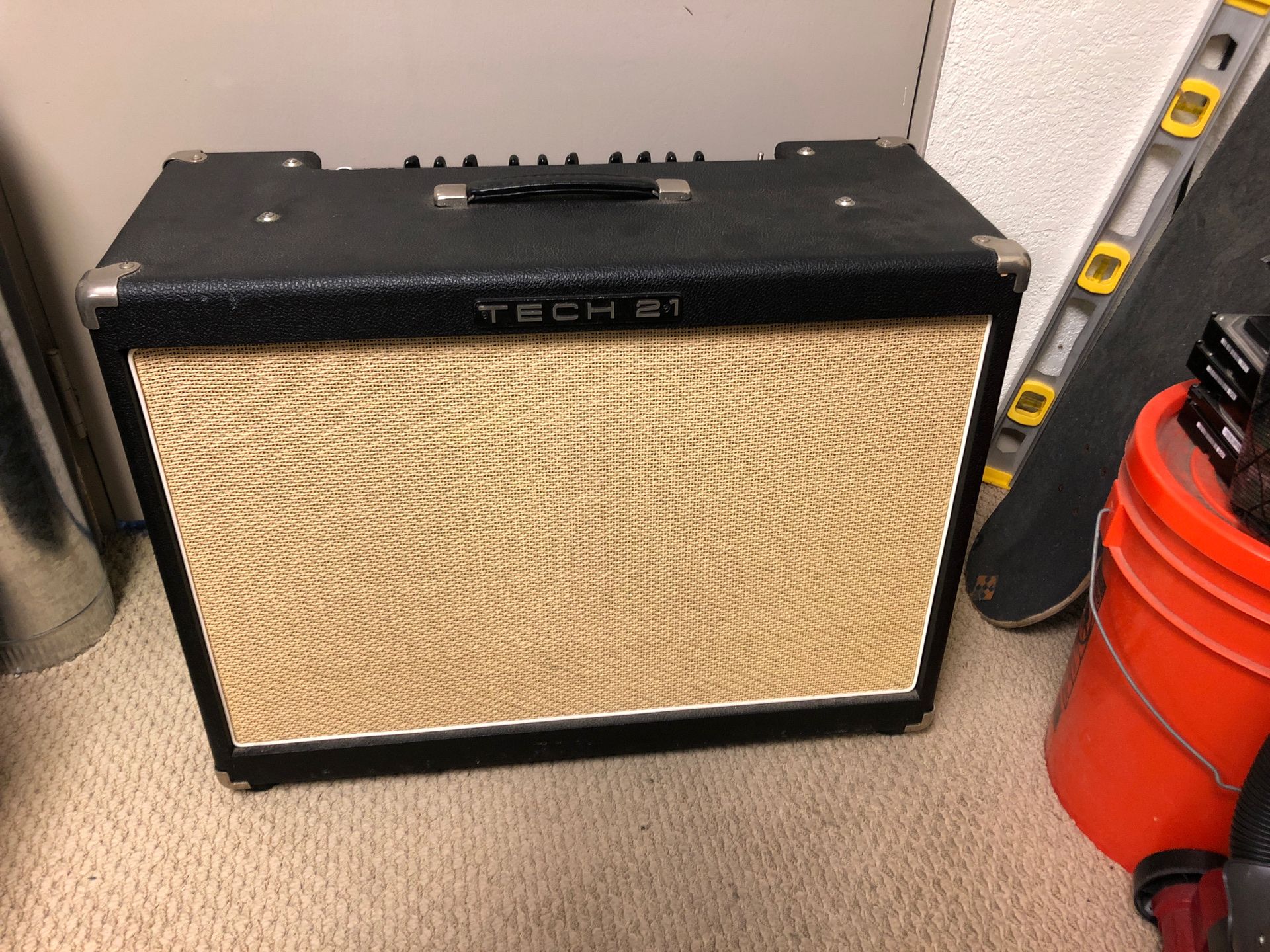 Tech 21 Trademark 60 Combo Amp 2x12 SansAmp