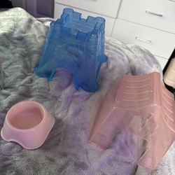 hamster house and food bowl! 