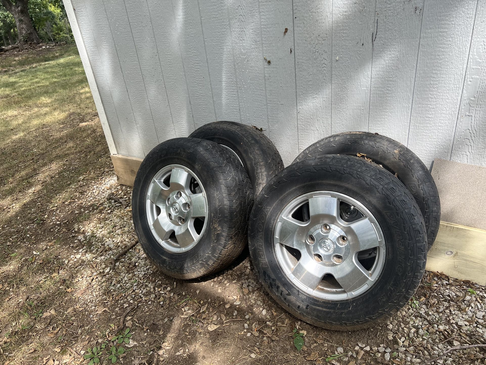 4 Toyota Tundra Tires And Rims $450