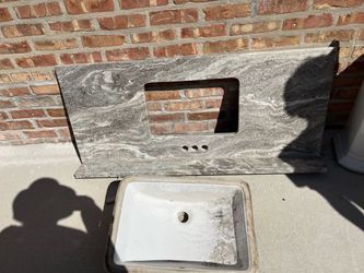 Bathroom sink assembly for sale