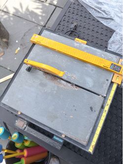 Plasplugs Tile Saw
