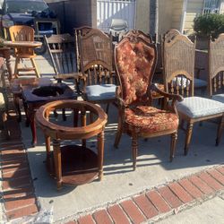 Free Chairs 