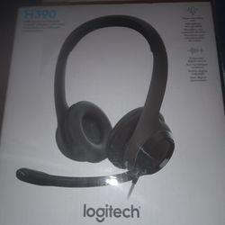 Logitech H390 USB Headset with Noise-Cancelling Mic Black
