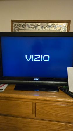 30in VIZIO TV