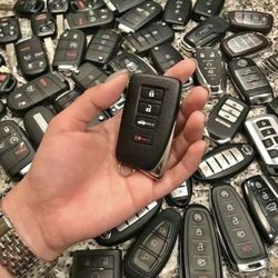 Car Keys, Remotes, Transponder Keys, Flip Keys, Smart Keys, Remote Start, Llaves, etc 