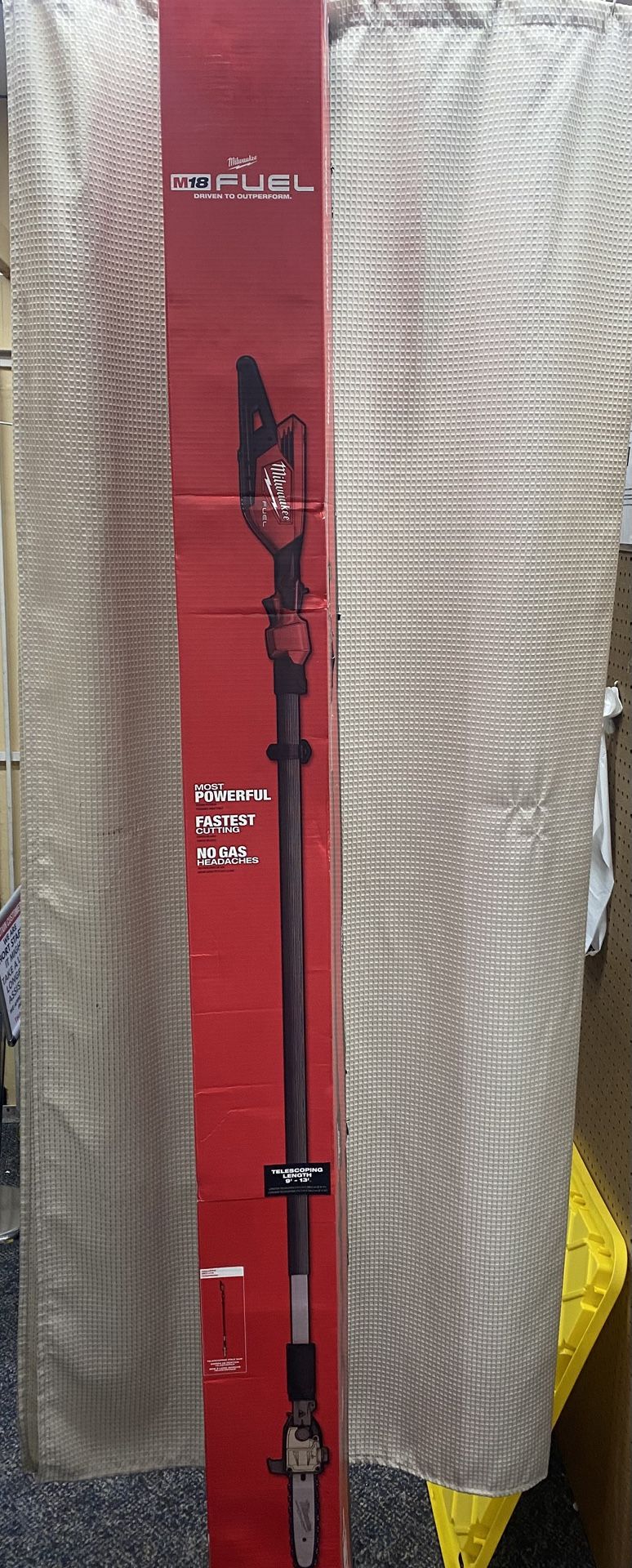 Milwaukee M18 Telescoping Pole Saw