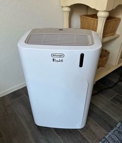 Portable Ac Unit 7000BTUs Works Like New