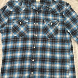Levi’s Button Up Flannel 