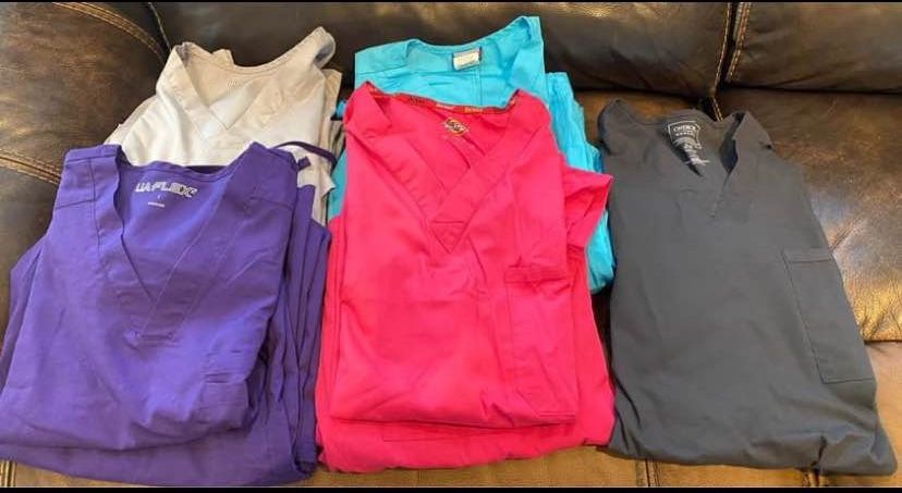 Men’s Scrubs