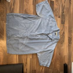 Tommy Bahama Silk Shirt Large. Like New