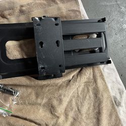 TV Wall Mount $15