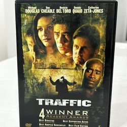 Traffic DVD Michael Douglas Don Cheadle Benicio Del Toro Dennis Quaid Catherine Zeta Jones 