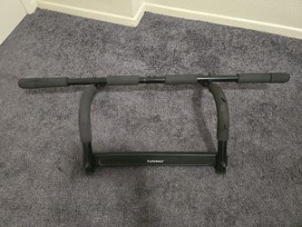 Pür Athletics Pull Up Bar