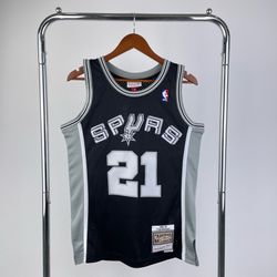 In San Antonio Spurs, Tim Duncan