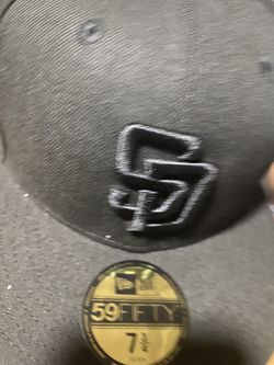 Fitted Hats Size 7 3/8