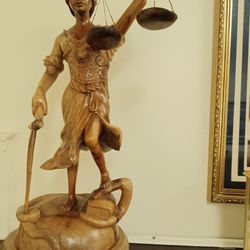 Lady Scales Of Justice 