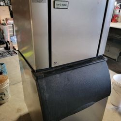 Ice Machine 