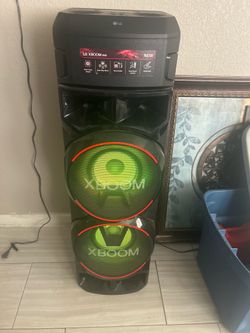 LG XBOOM RN9 Bluetooth party speaker with dual woofers