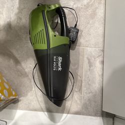Shark Cordless Vacuum 