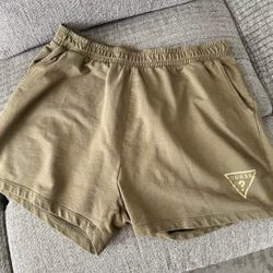 🍂 New! Olive Green GUESS Shorts w Gold Logo & Pockets Size XL