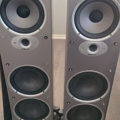 Polk AUDIO tower Speakers 