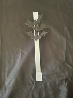 Halloween Bat Metal Wreath Holder