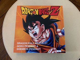 Dragon Ball Z Collectors Edition: Dragon Balls Bracelet,Shenron Pendant & Goku Pendant. 
