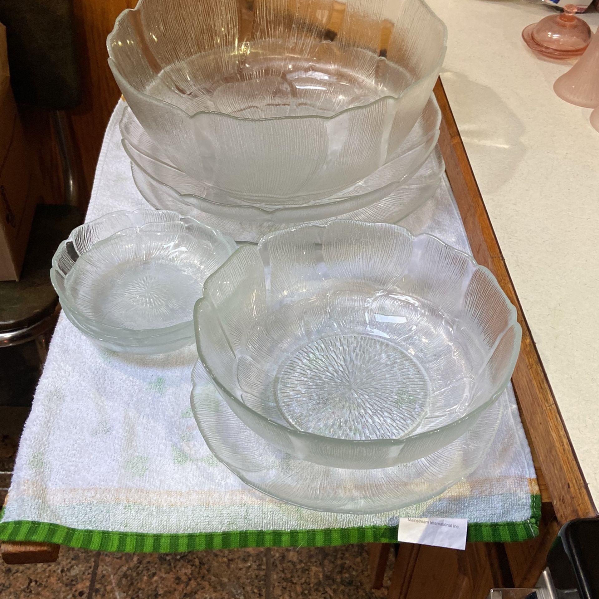 Arcoroc Fluer, Weddings, Parties, Fancy Tableware, Vintage Weddings
