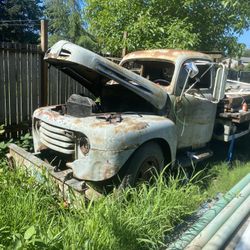 1950 Ford F6 Flatbed Truck 