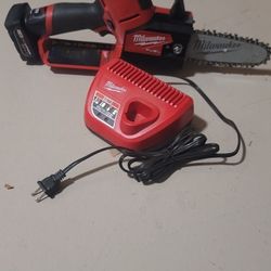 M12 FUEL 12V Lithium-Ion Brushless Battery 6 in. HATCHET Pruning Saw Kit with 4.0 Ah Battery and Charger