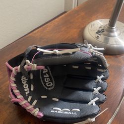 Wilson Baseball Glove 10 1/2 Inch Used Once 
