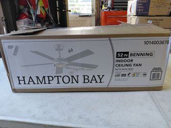 Hampton bay benning 52" ceiling fan with led light and remote In matte white