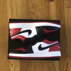 Nike Air Jordan 1 low GS Bread Toe 