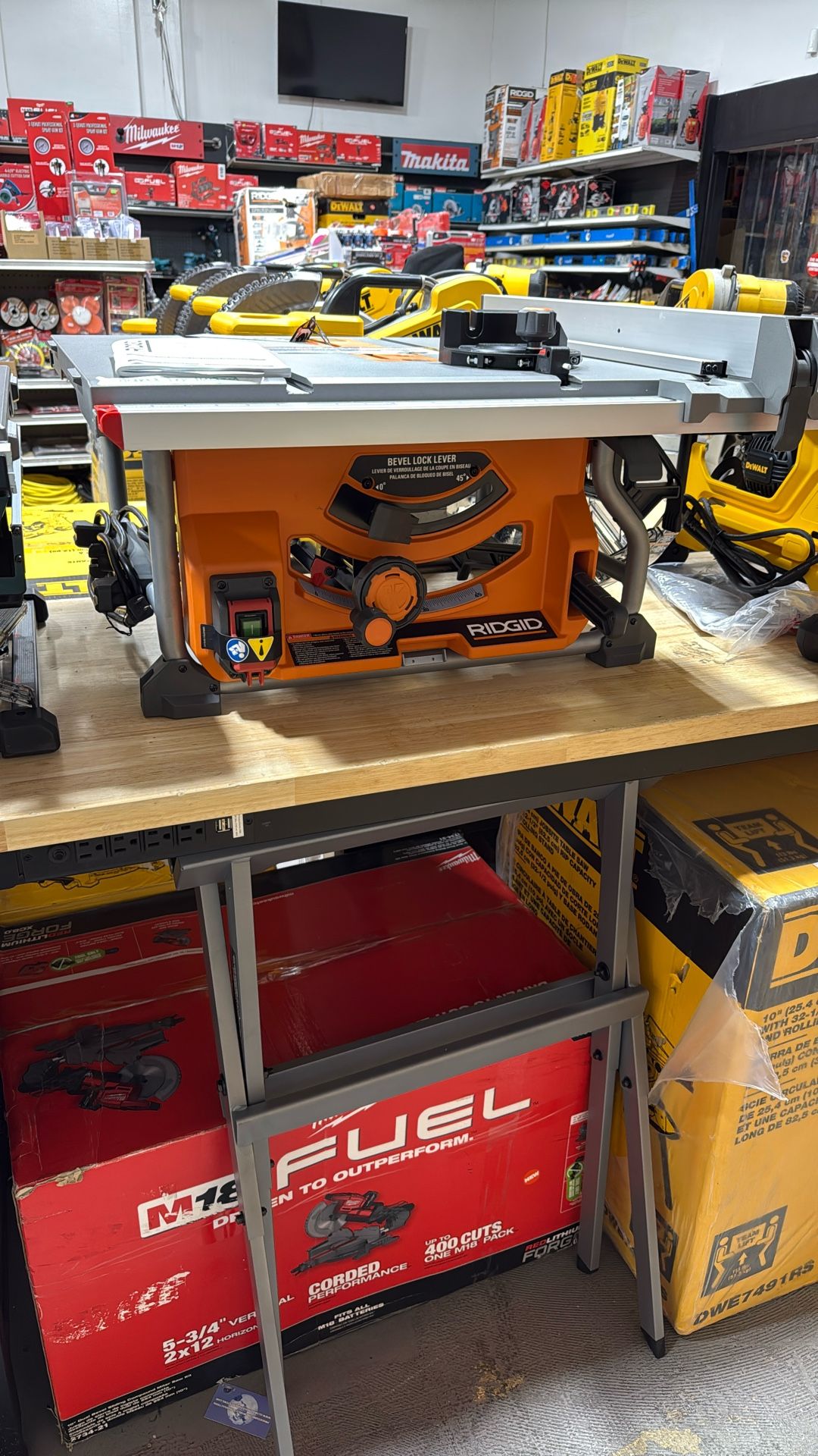 Ridgid 10inc Table Saw With Stand