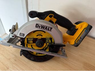 Dewalt Circular Saw