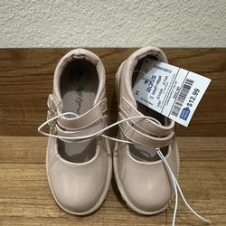 Girls’ Dress Shoes – Size 7 – Like New