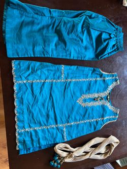 Pakistan/Indian Style Girls Outfit