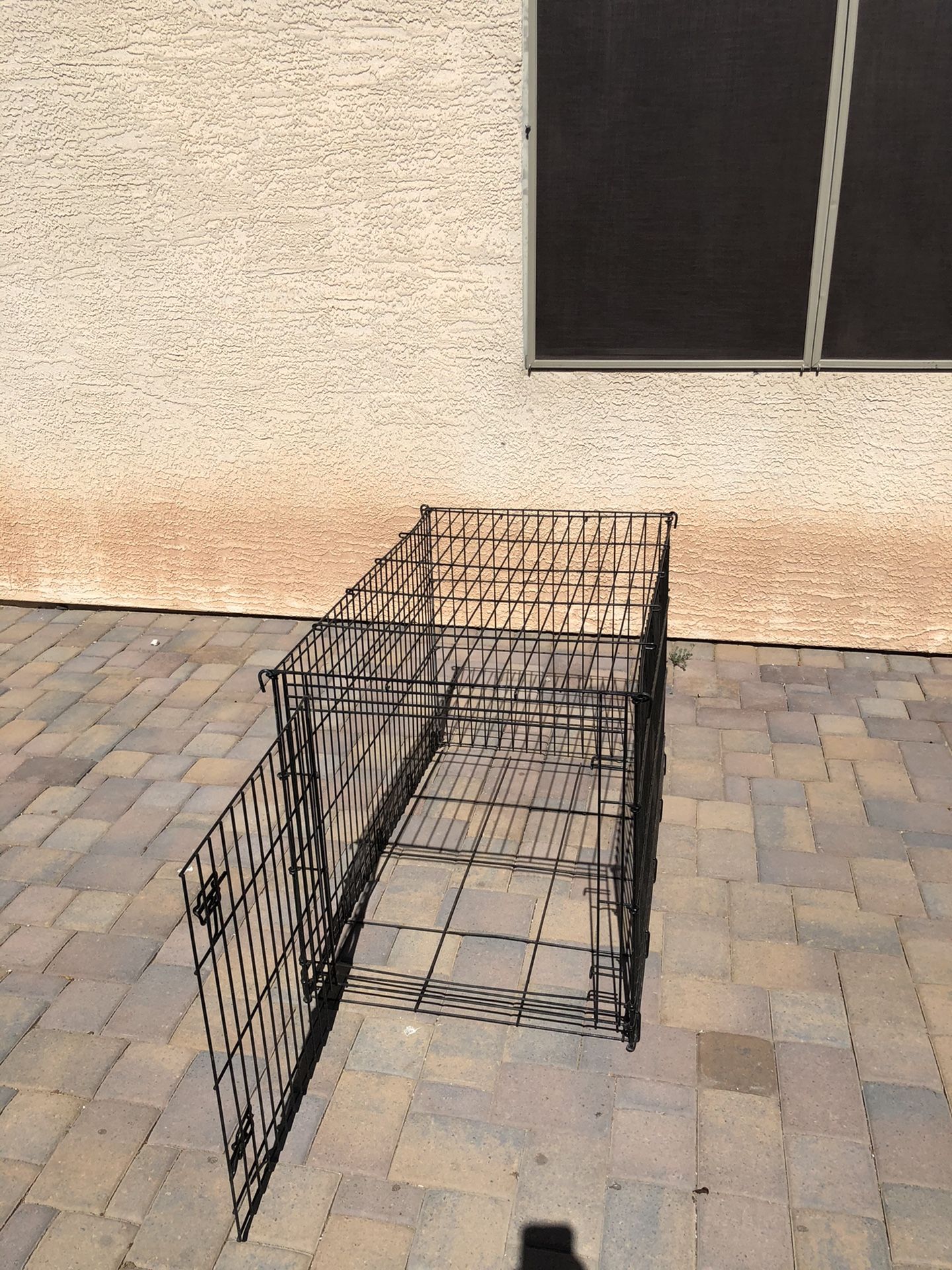 XL Dog crate $40 (25”wide X 42”long