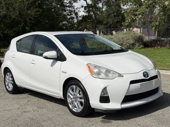 2013 Toyota Prius c