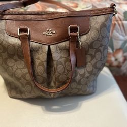 Purse Coach