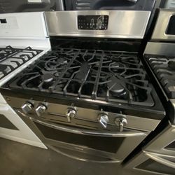 Frigidaire Stove 