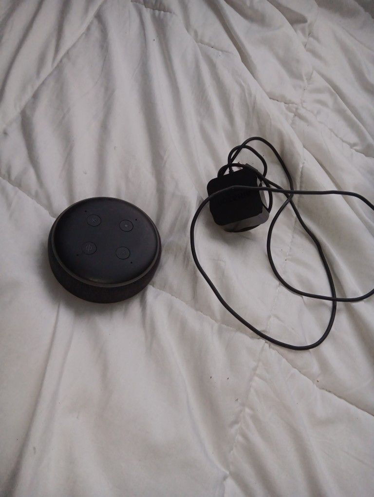 Amazon Echo Dot 3rd Gen Smart Speaker with Alexa
