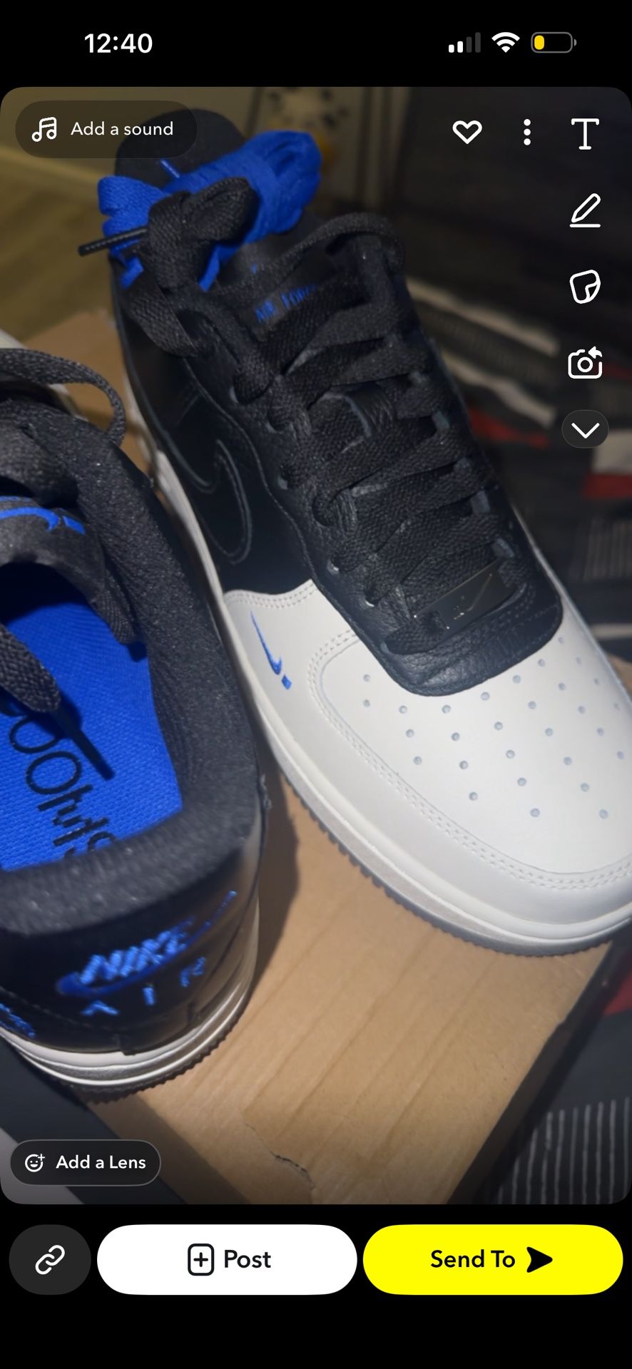 Size 9 / M Size 7 / W