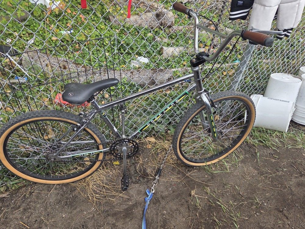 24 In Predator Schwinn bicycle