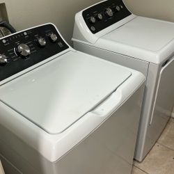 Washer And Dryer Set .!